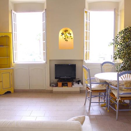 Very Charming Studio Apartment On Port In Cannes A Short Walk To Palais With Aircon And Internet 411 Esterno foto