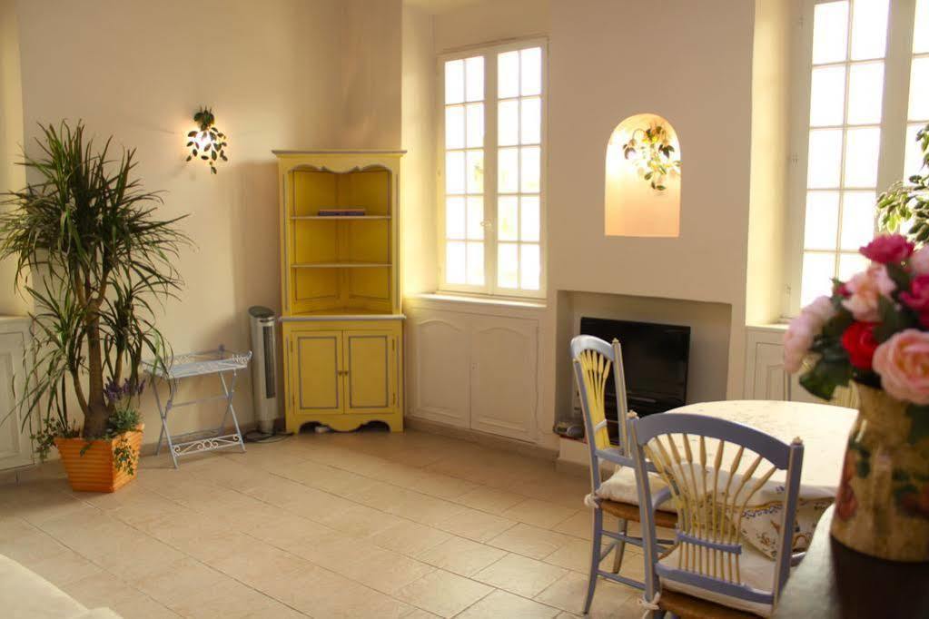 Very Charming Studio Apartment On Port In Cannes A Short Walk To Palais With Aircon And Internet 411 Esterno foto