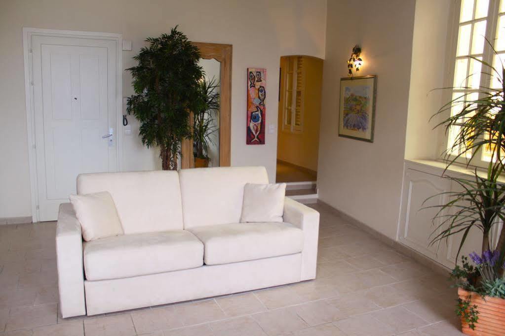 Very Charming Studio Apartment On Port In Cannes A Short Walk To Palais With Aircon And Internet 411 Esterno foto